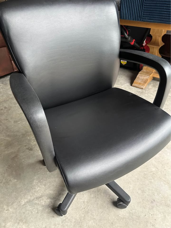 Kimball Black Mesh Conference Chair