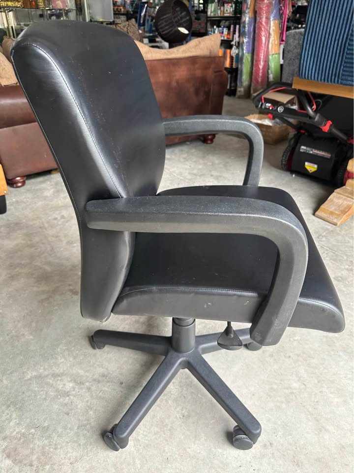 Kimball Black Mesh Conference Chair