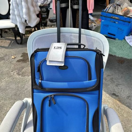 U.S. Traveler Rio Rolling Carry-On — Royal Blue