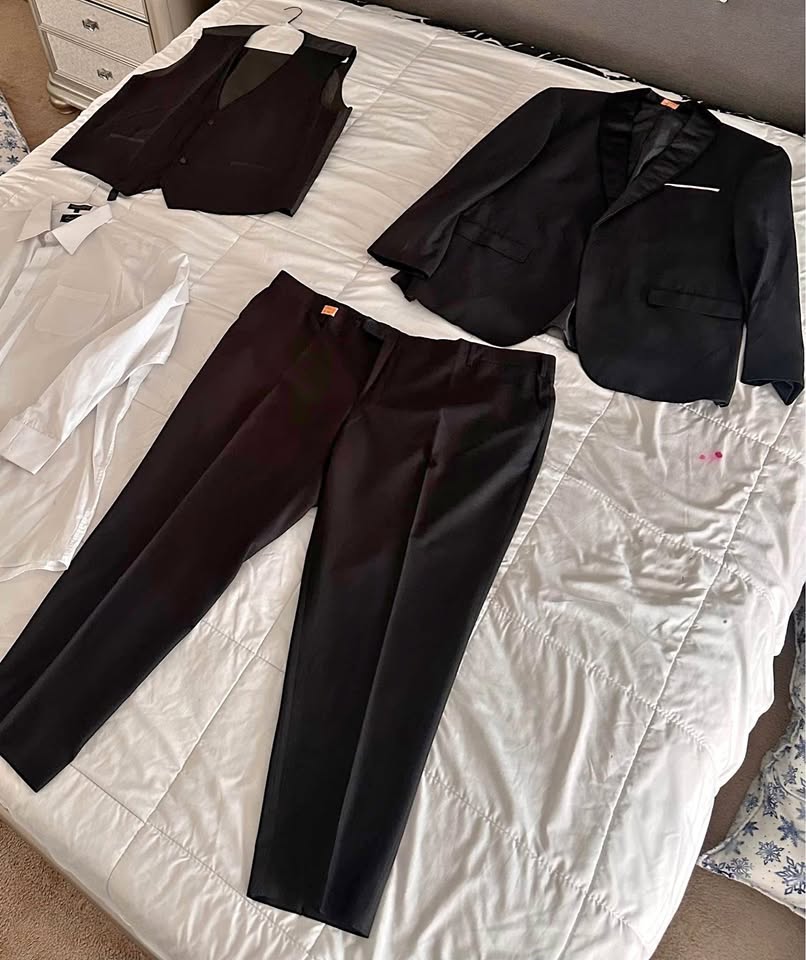 Four-Piece Formal Suit — Size 66