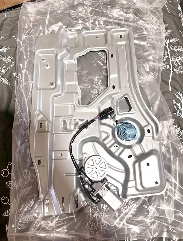 Rear-Left Window Regulator for 2001–2006 Hyundai Santa Fe