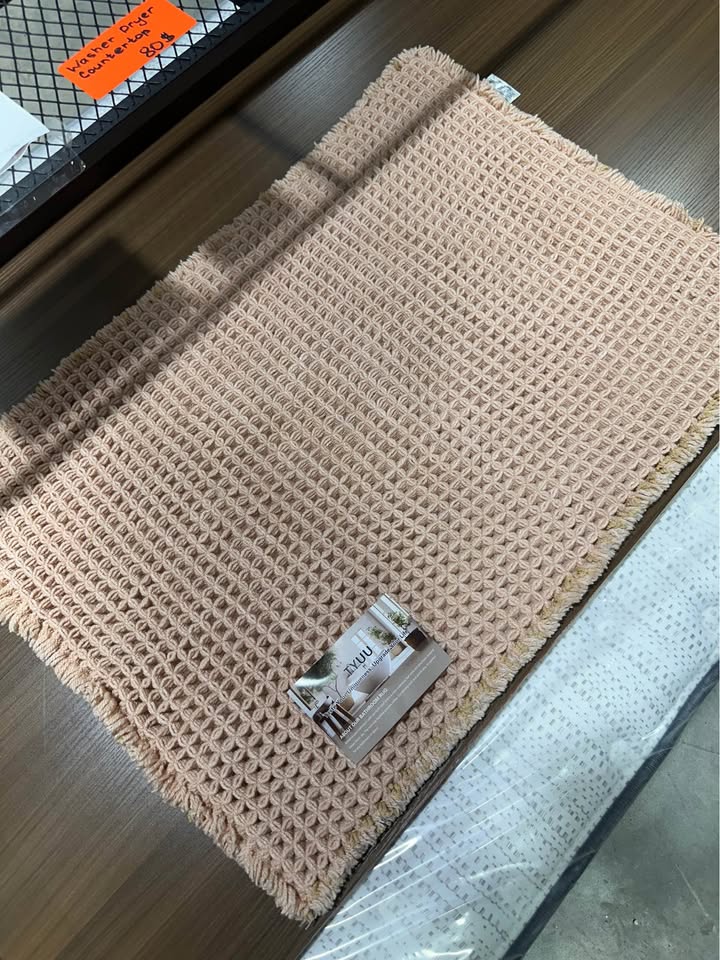 TYUU Light-Peach Waffle Bath Mat — 24 x 16 in