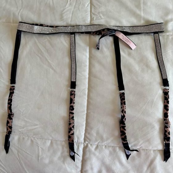 Victoria's Secret Black Shine-Strap Belt — Size S