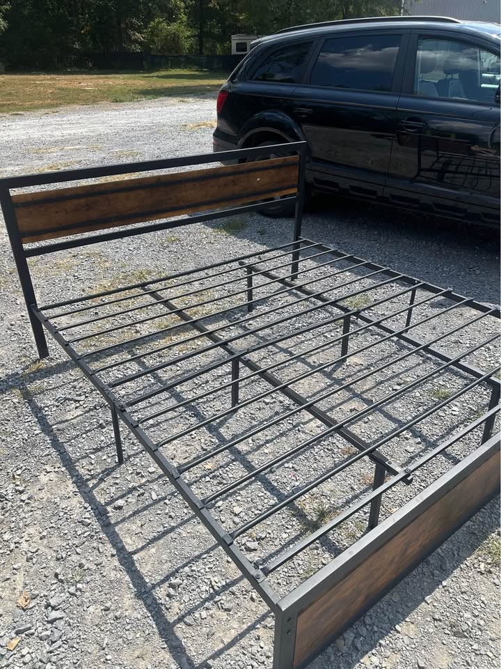King Industrial Metal & Wood Platform Bed