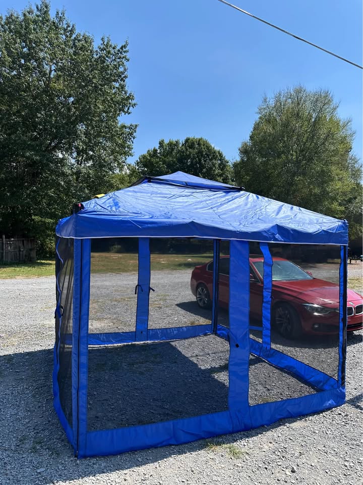 Outsunny 11 × 11 ft Pop-Up Gazebo with Netting — Blue