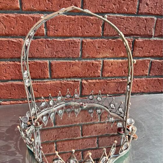 Vintage-Style Silver Wire Crown "Bride's Basket" Frame