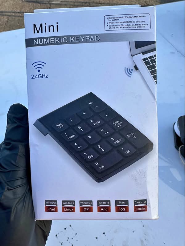 Bluetooth Number Pad Wireless Numeric Keypad Numpad 26 Keys Portable Mini