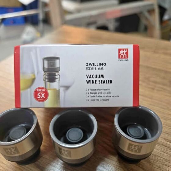 ZWILLING Fresh & Save 3-pc Vacuum Wine Sealer
