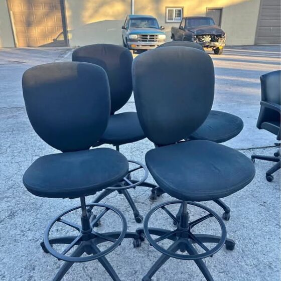 Set of 4 Kimball Office chairs