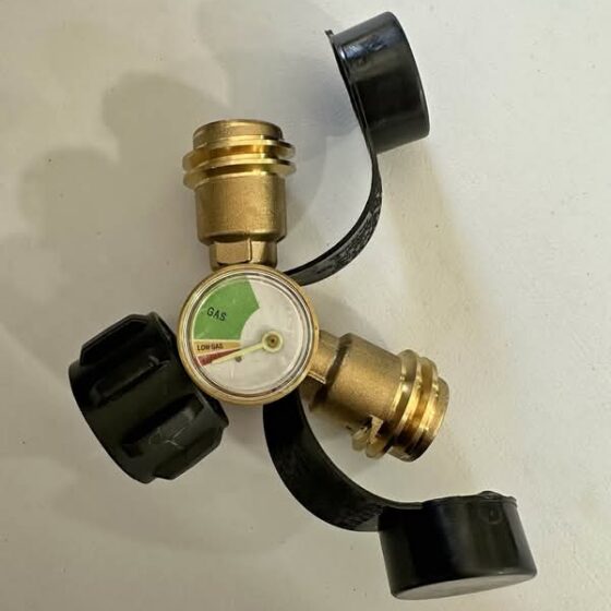 Propane Tank Y-Splitter with Pressure Gauge