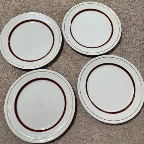 Shenango China Dinner Plates RibbedMaroon Gold Trim (4)
