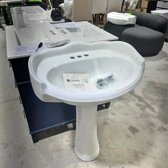 New Glacier Bay Westminster 27.5" Pedestal Sink Combo - White