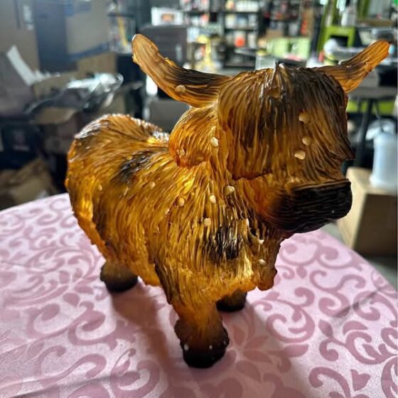 Cute LED Highland Cow Figurine – Rustic Farmhouse Decor
