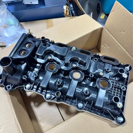Left Engine Valve Cover for Ford F-150/Expedition/Lincoln Navigator 3.5L