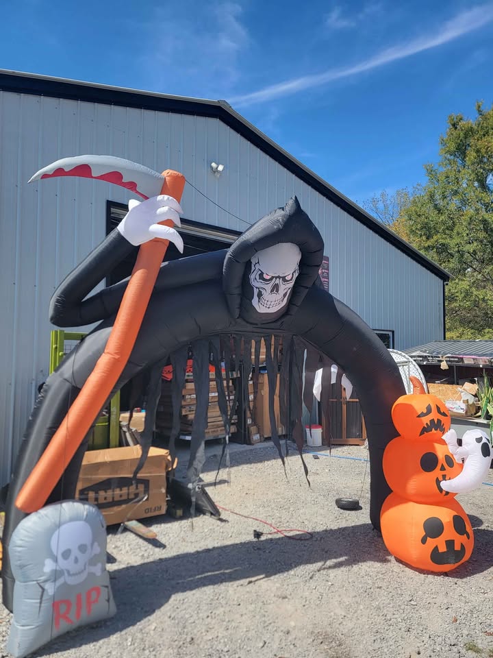 Large Grim Reaper Halloween Inflatable Arch - Image 3