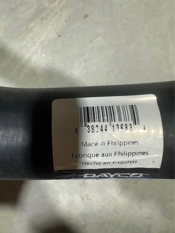 Dayco 70935 Curved Upper Radiator Hose - Image 2