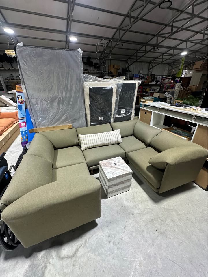 BURROW Field 5-Piece Modular Sectional — Olive Green - Image 4