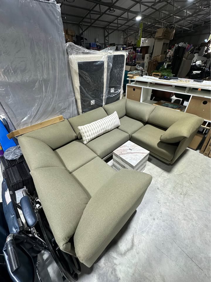 BURROW Field 5-Piece Modular Sectional — Olive Green - Image 7