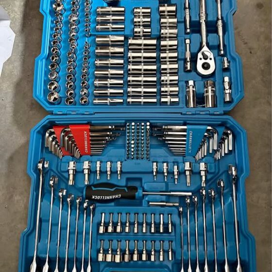 225-Piece Professional Mechanic's Tool Set